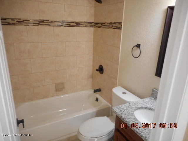 Photo of 5390 Holden Road
