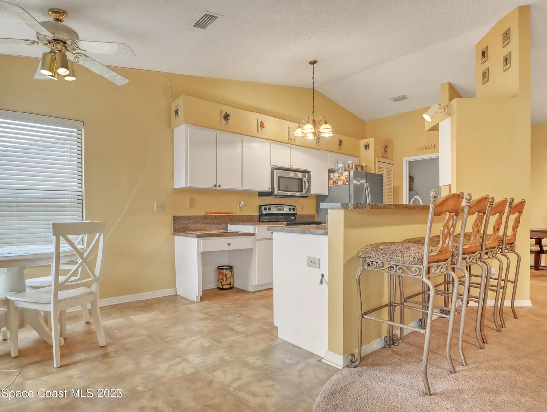 Photo of 958 Lyons Circle NW