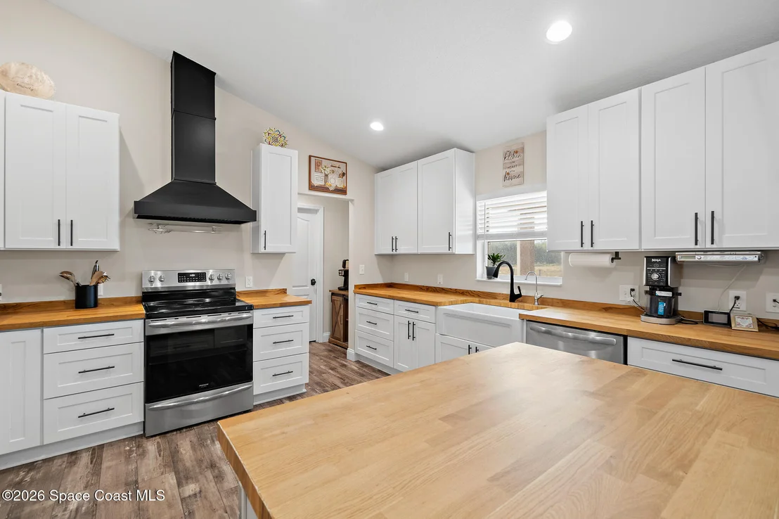 Photo of 3440 Hammock Road