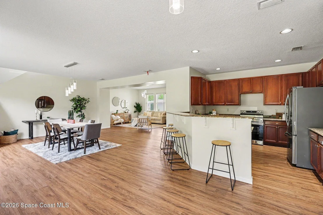 Photo of 3798 Jupiter Boulevard SE