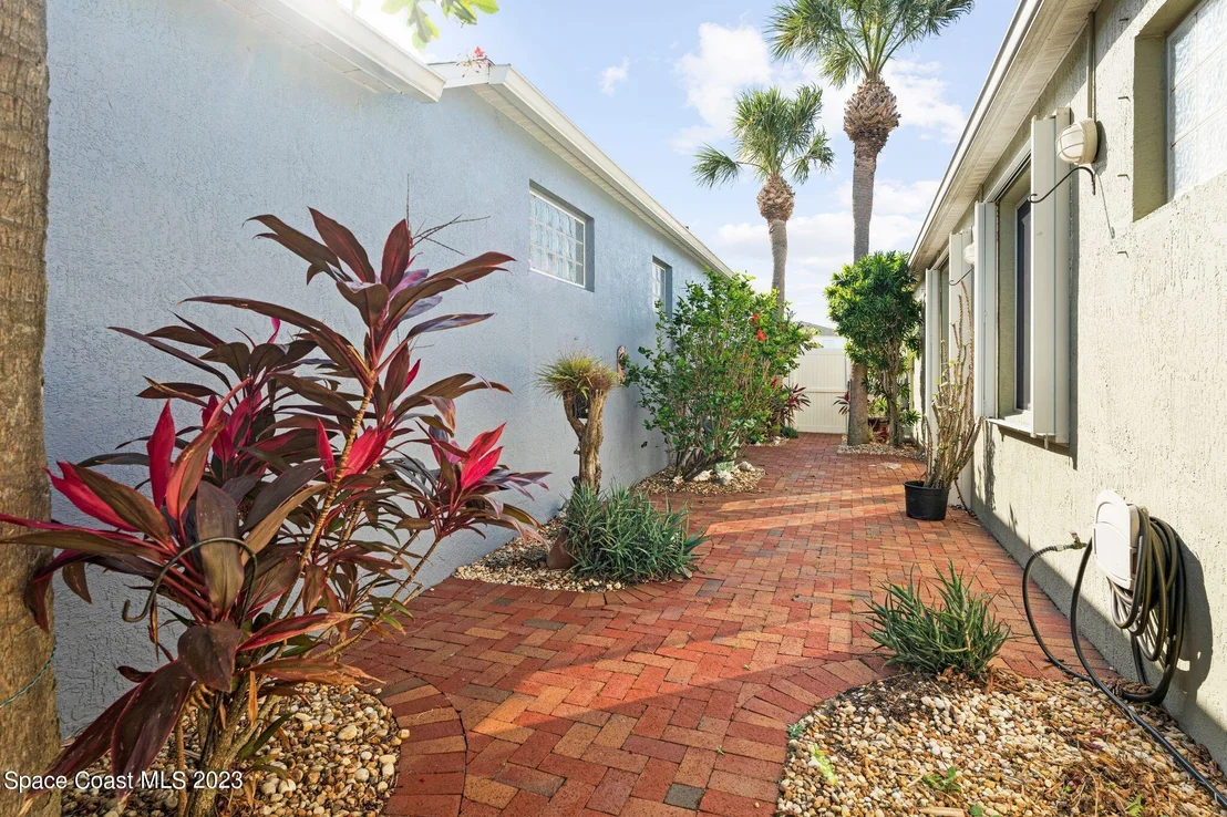 Photo of 241 Oyster Lane