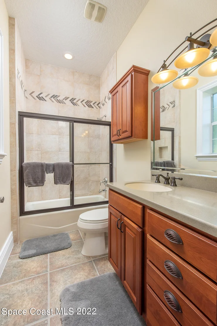 Photo of 3685 Oak Lane