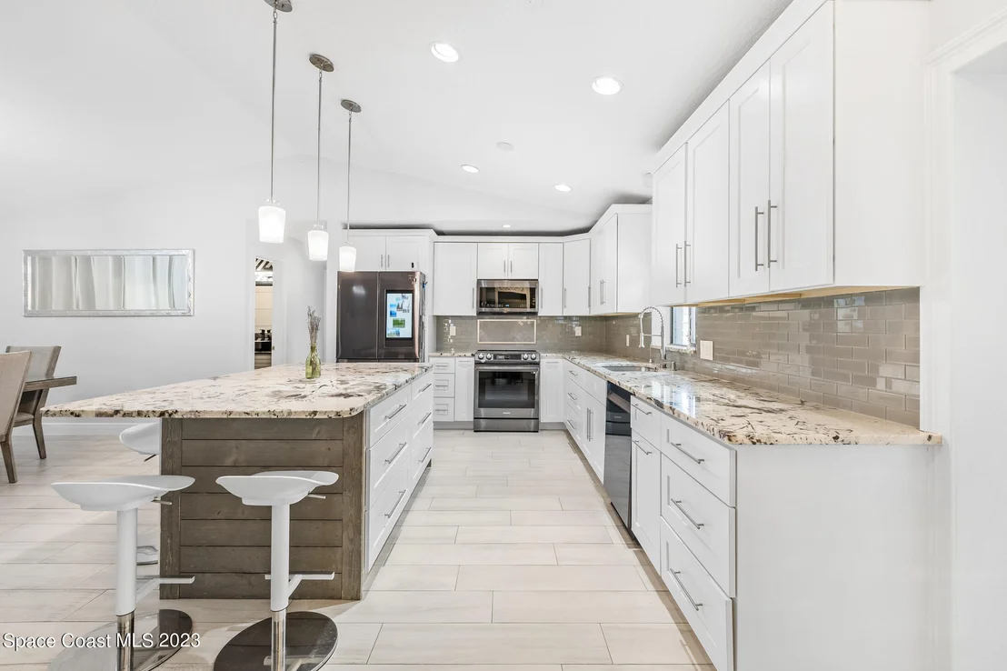 Photo of 3448 Jupiter Boulevard SE