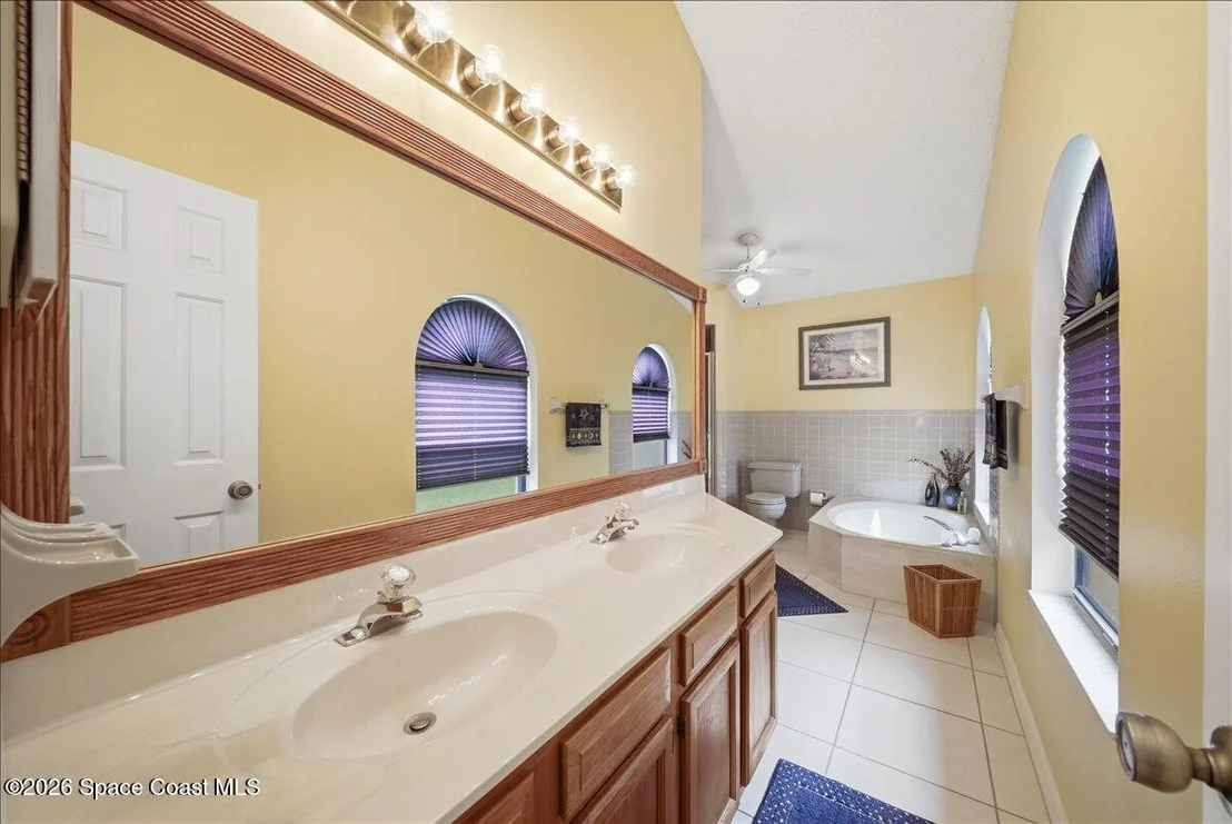 Photo of 899 Spirea Drive
