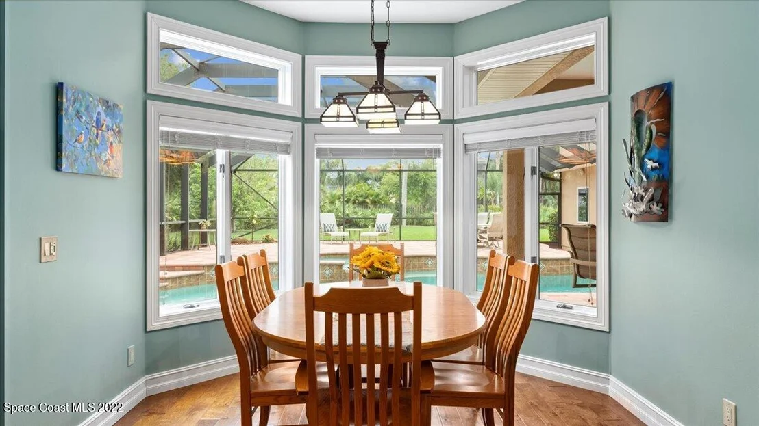 Photo of 873 Oak Park Drive