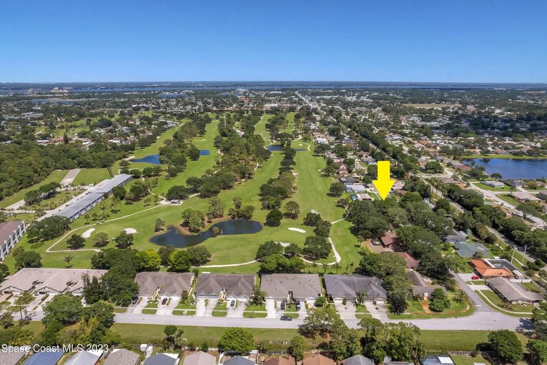 Photo of 1124 Fairlawn Drive