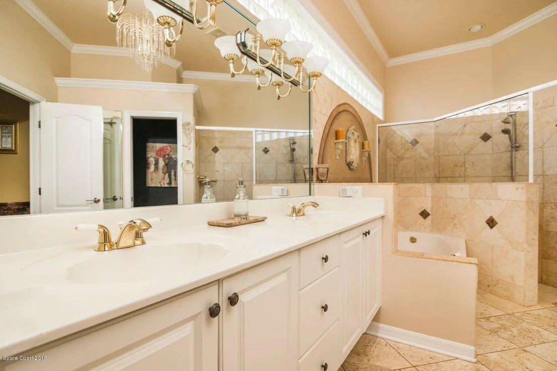 Photo of 943 Palm Brook Drive