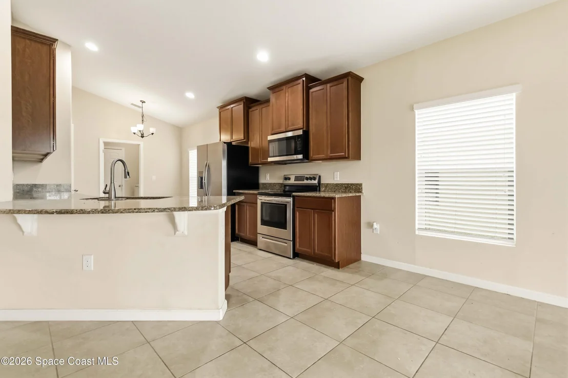 Photo of 577 Trymore Drive SE