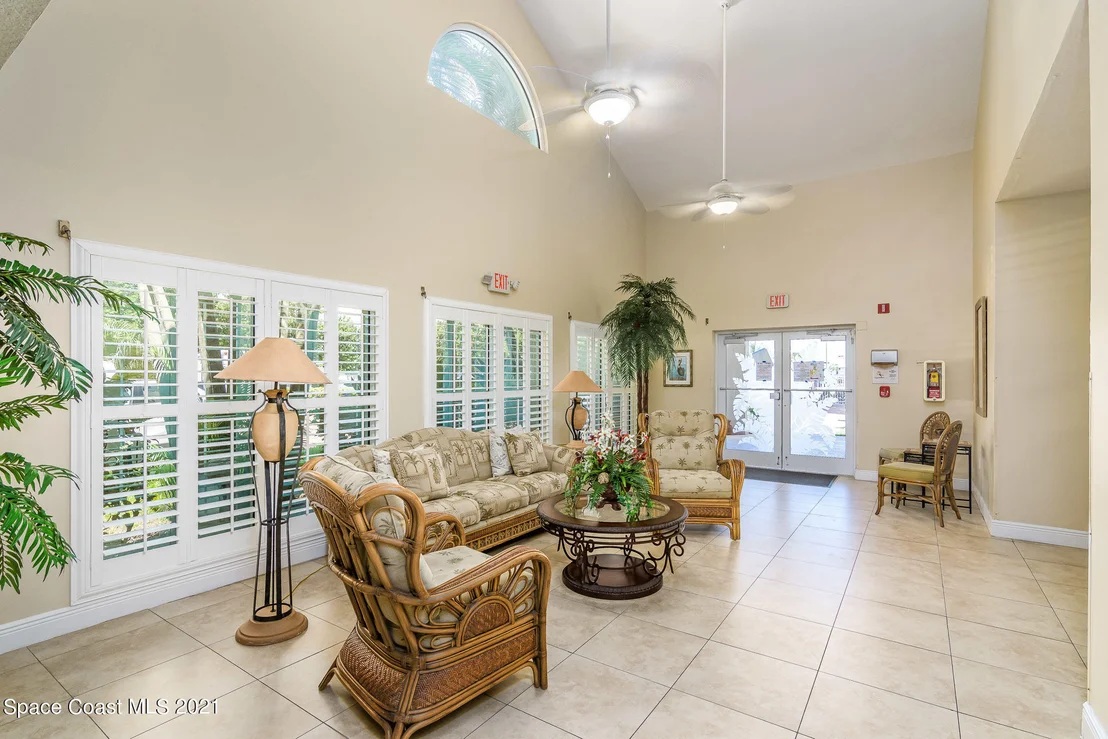Photo of Unit 607 at 3400 Ocean Beach Boulevard
