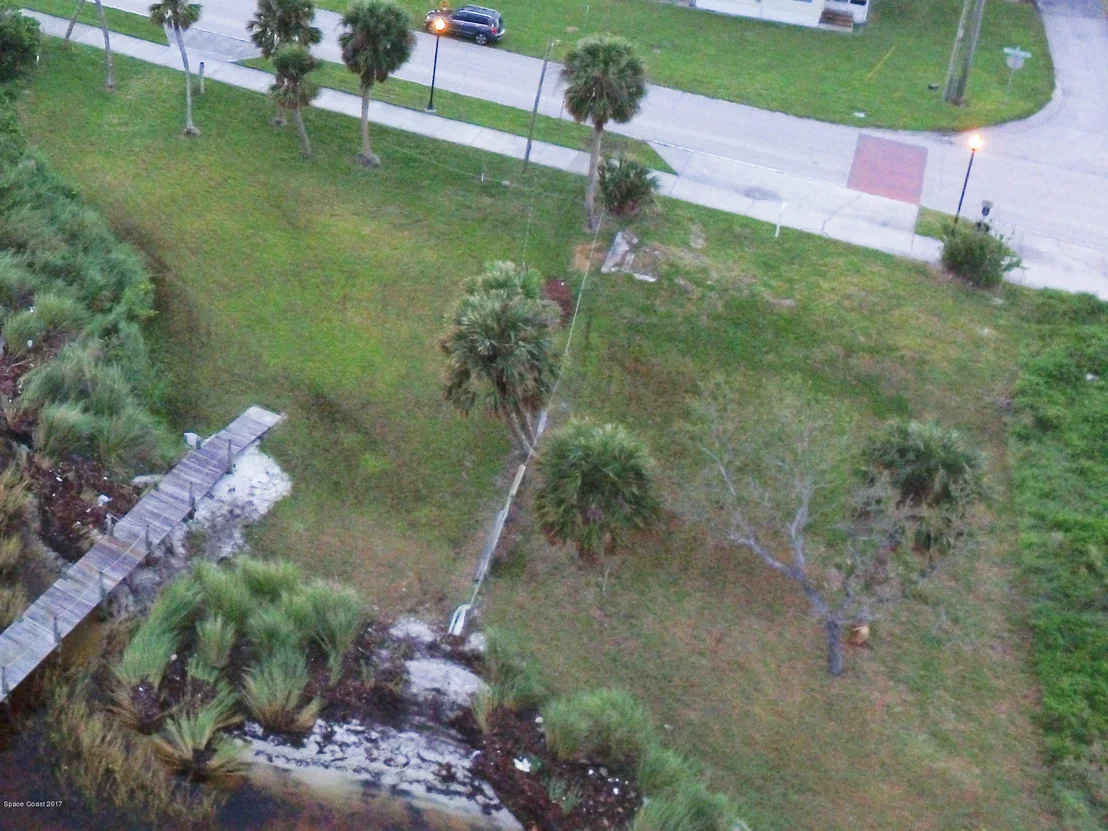 Photo of 1690 Indian River Drive