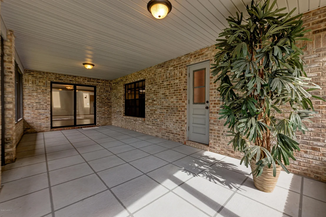 Photo of 1380 Friday Road