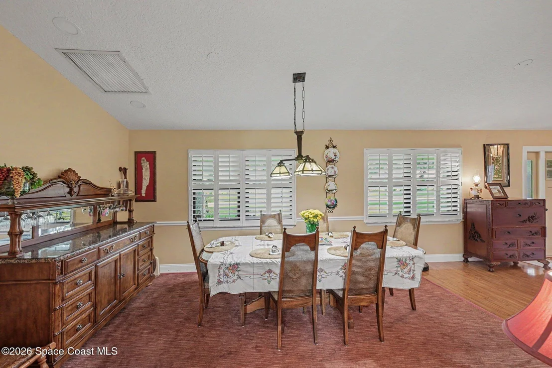 Photo of 1810 Whispering Oaks Circle