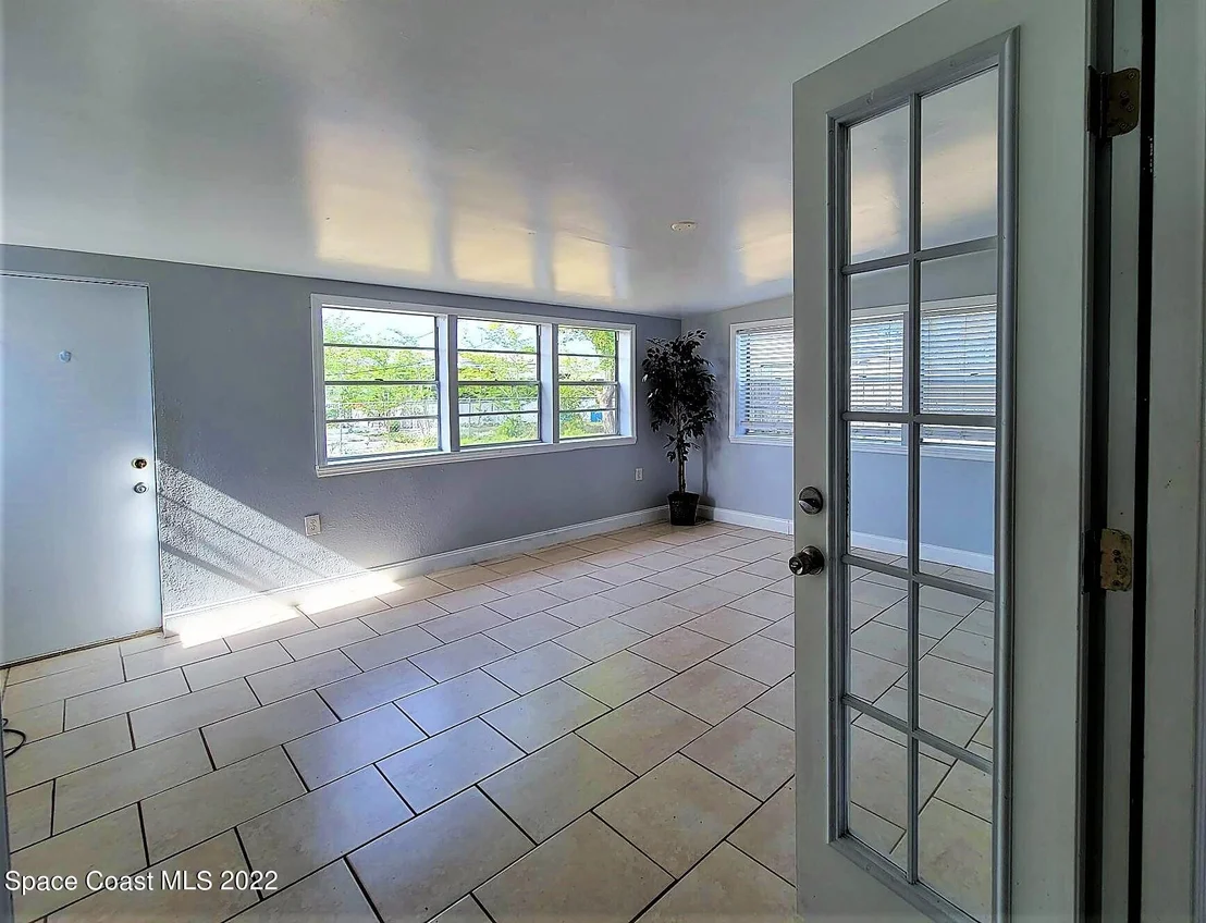 Photo of 2644 Sadler Lane