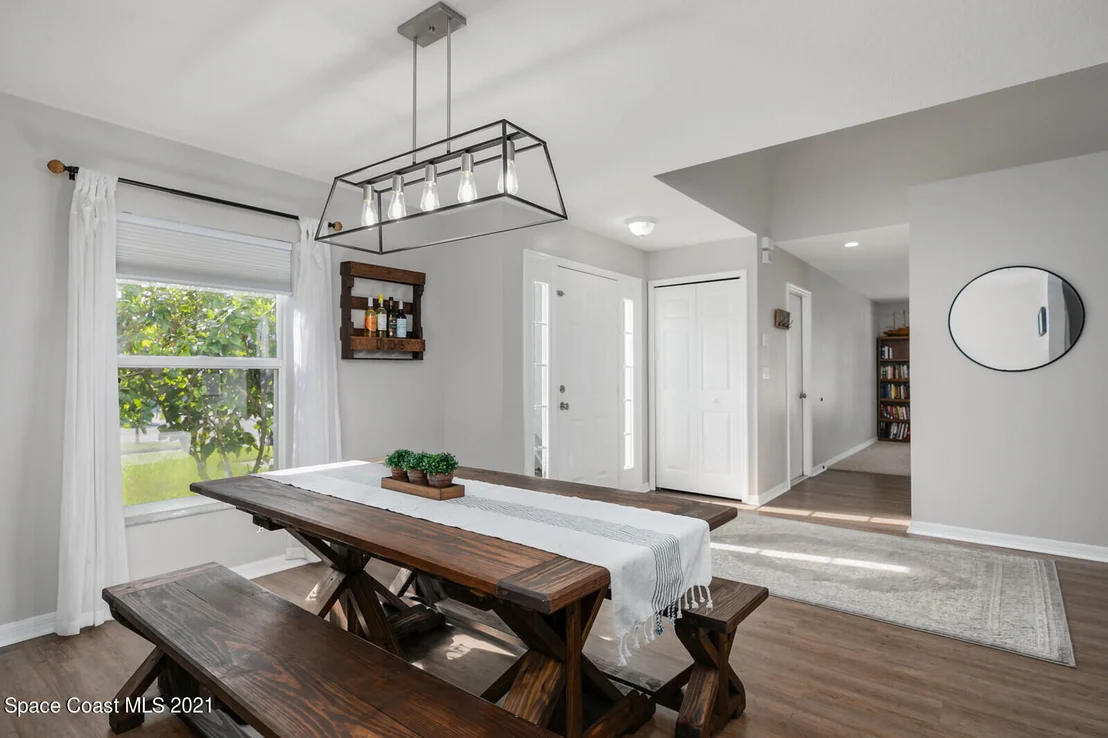 Photo of 3996 Four Lakes Drive
