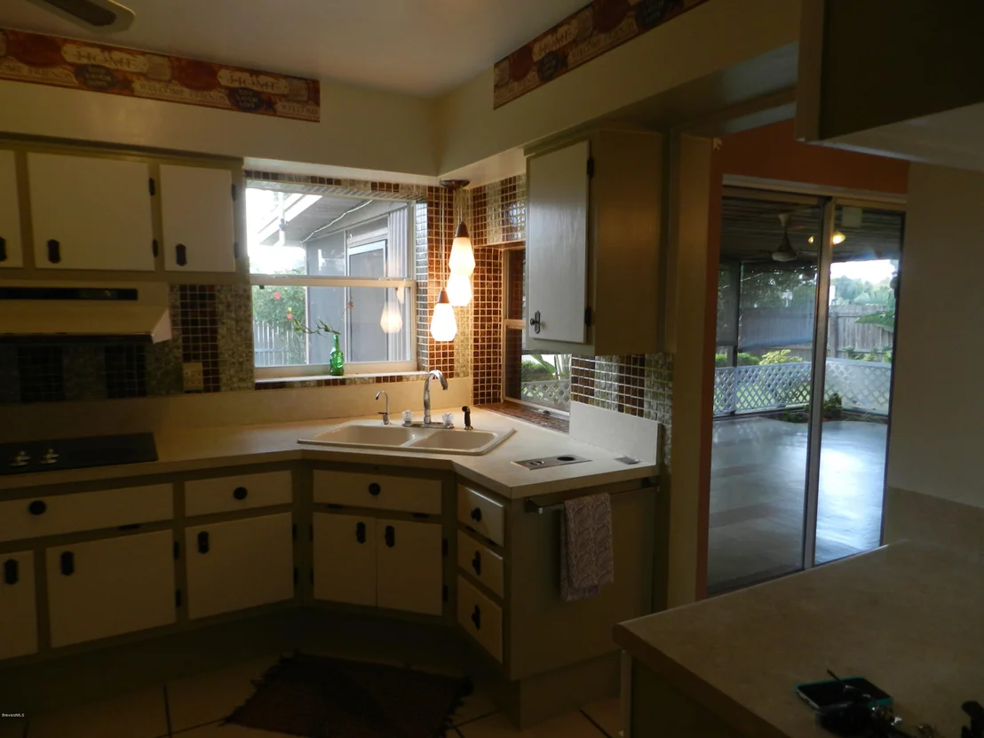 Photo of 215 Melaleuca Drive