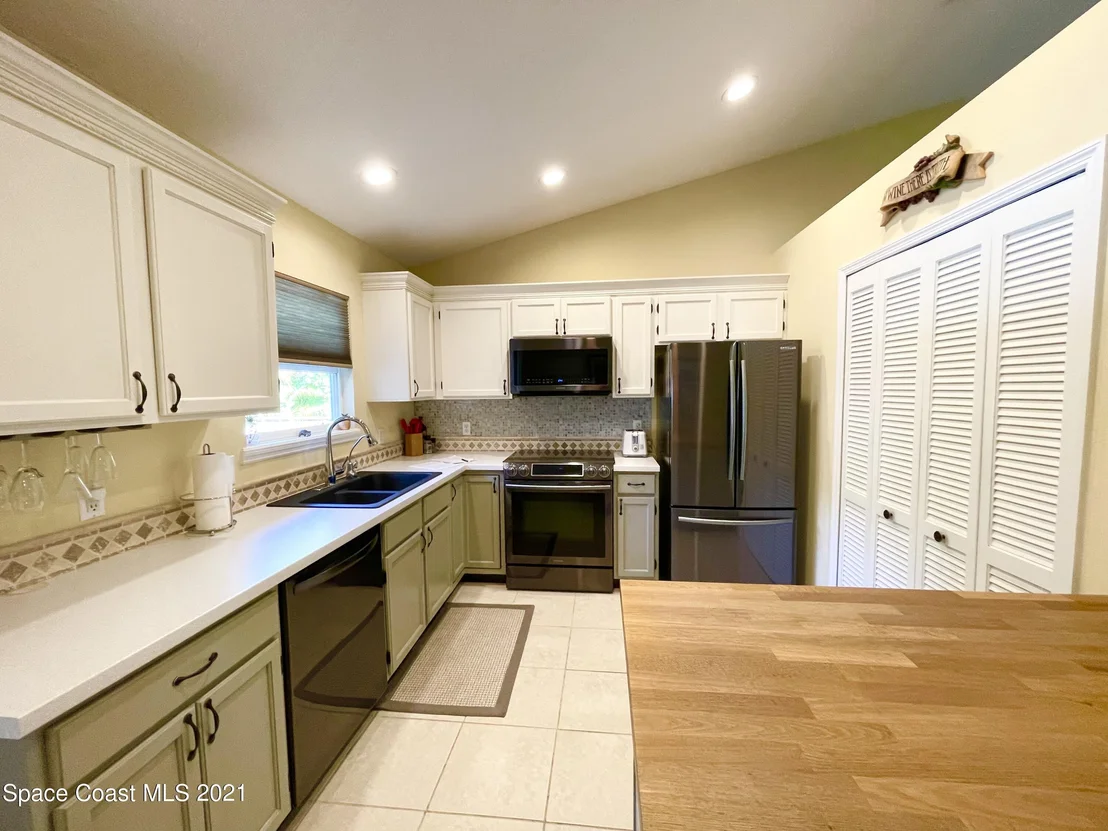 Photo of 7204 Roberts Road