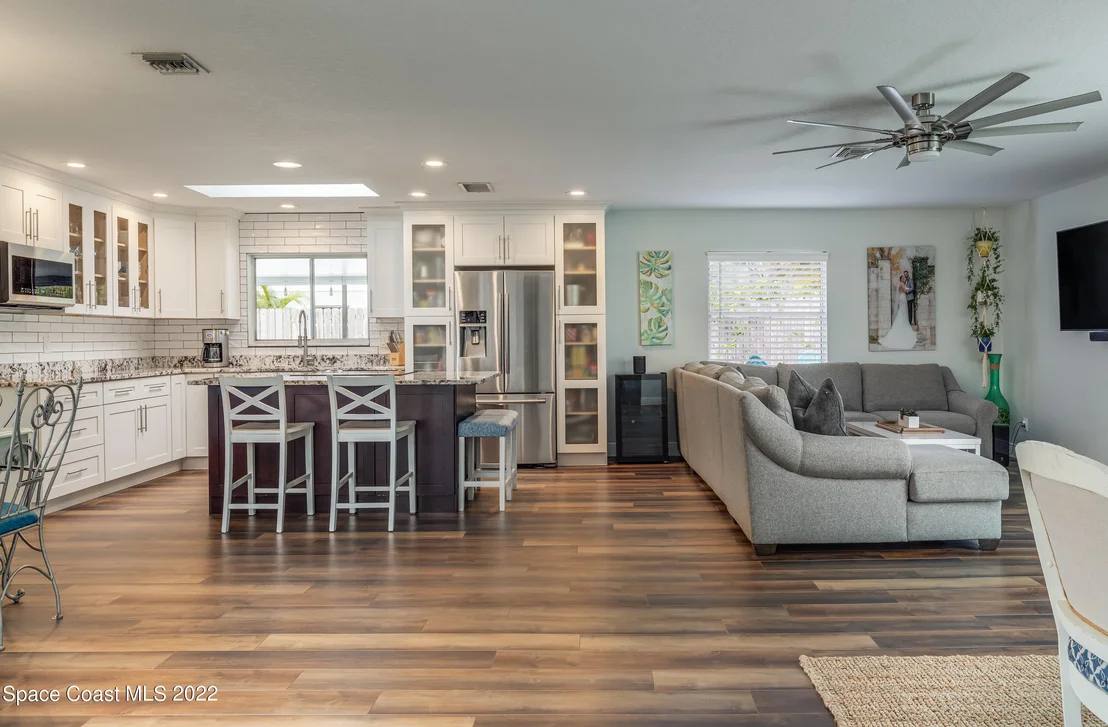 Photo of 310 Seventh Avenue
