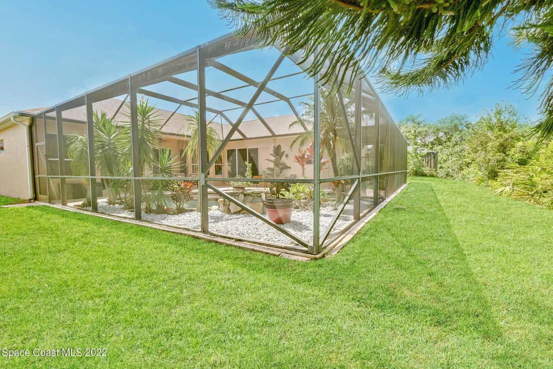 Photo of 3616 Peninsula Circle