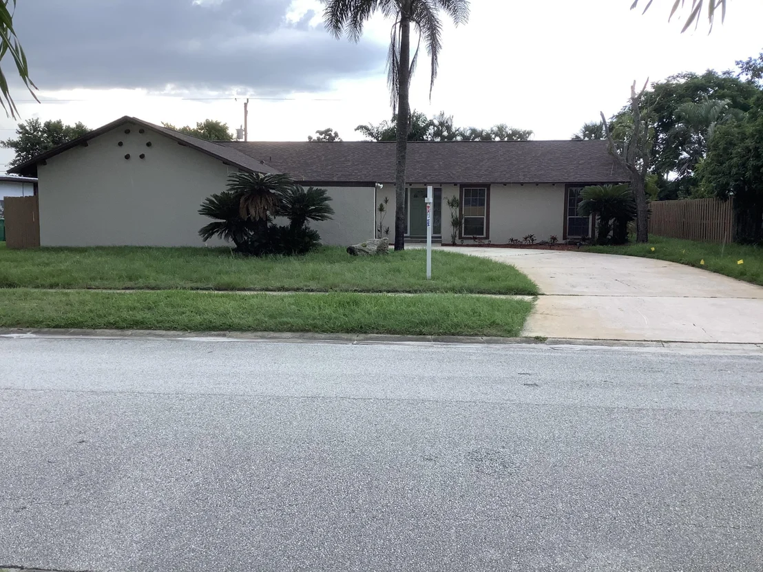 Photo of 210 Sand Pine Road