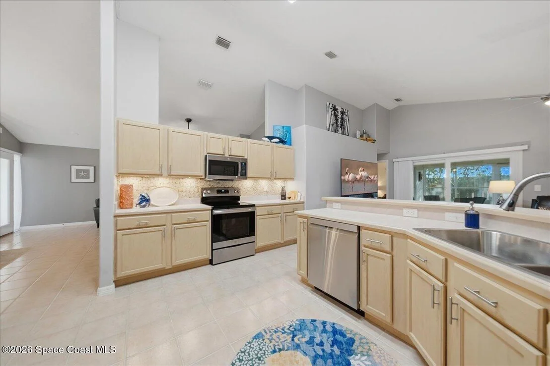 Photo of 688 Brockton Way