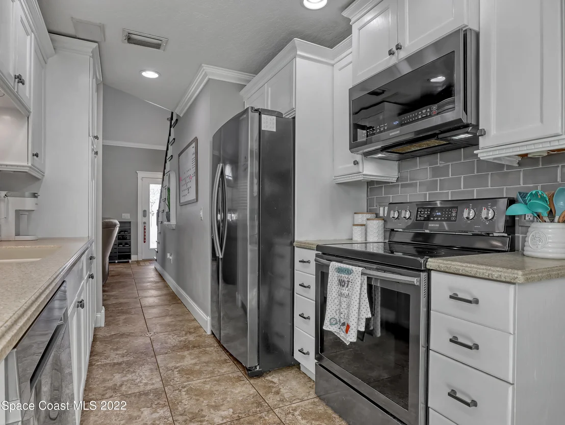 Photo of 1541 Clover Circle
