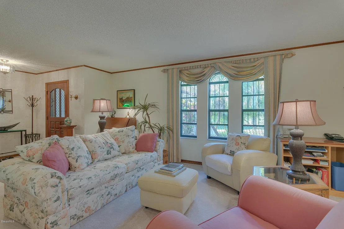 Photo of 2445 Hideaway Lane