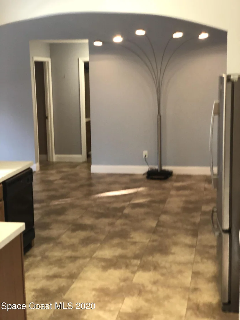 Photo of 828 Laurel Drive