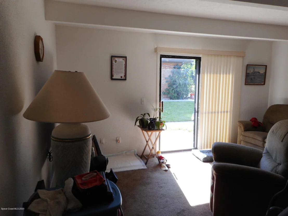 Photo of Unit 3 at 4812 Overlook Drive