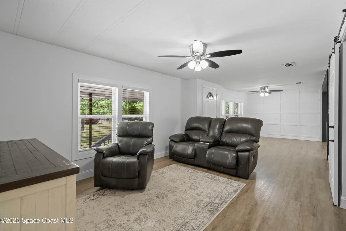 Photo of 9025 Lincoln Road
