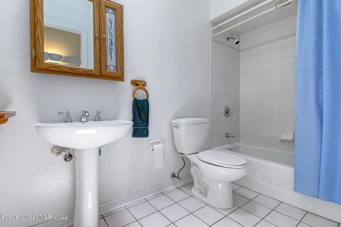 Photo of 1545 Corey Road