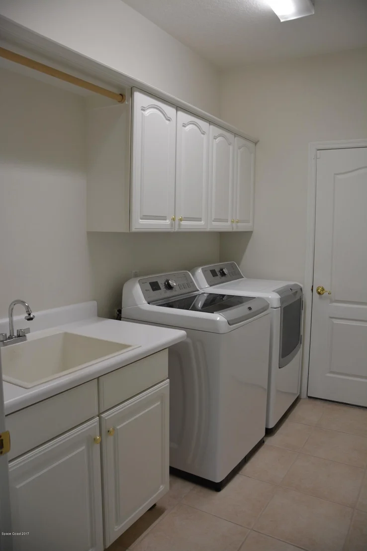 Photo of 4740 Canard Road