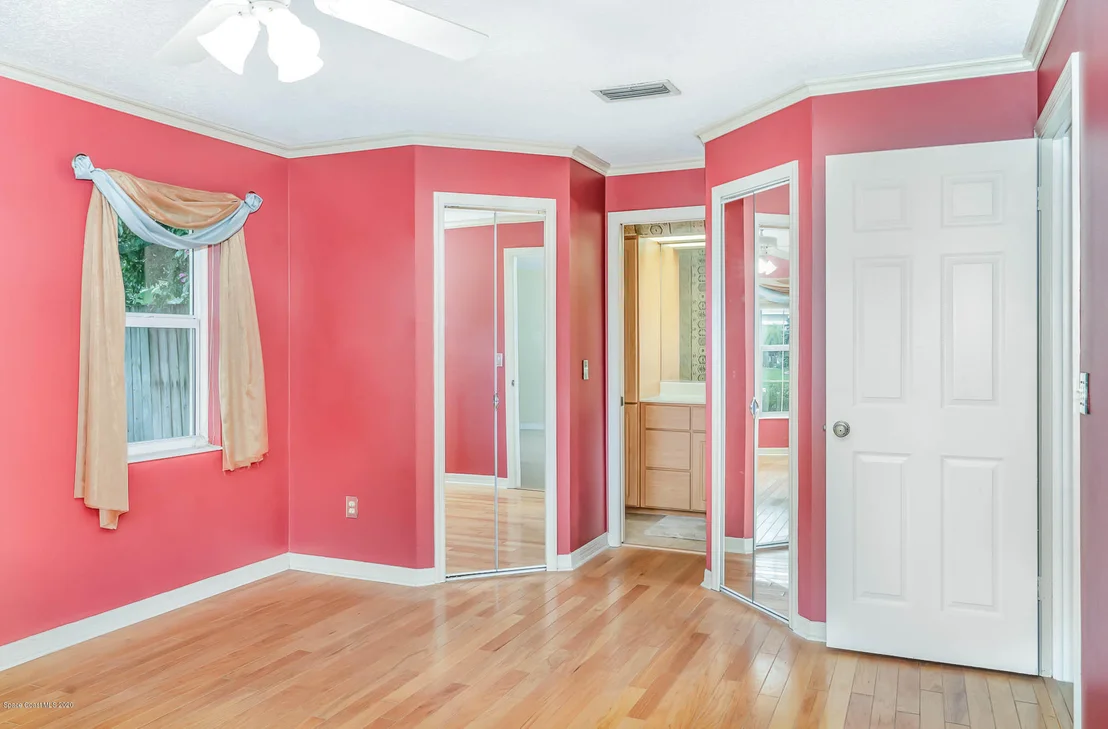 Photo of 2762 School Drive NE