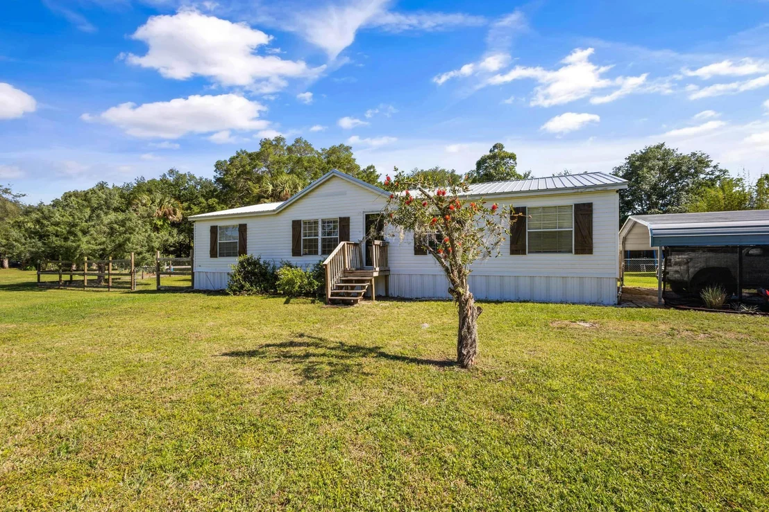 Photo of 2373 Parrish Road