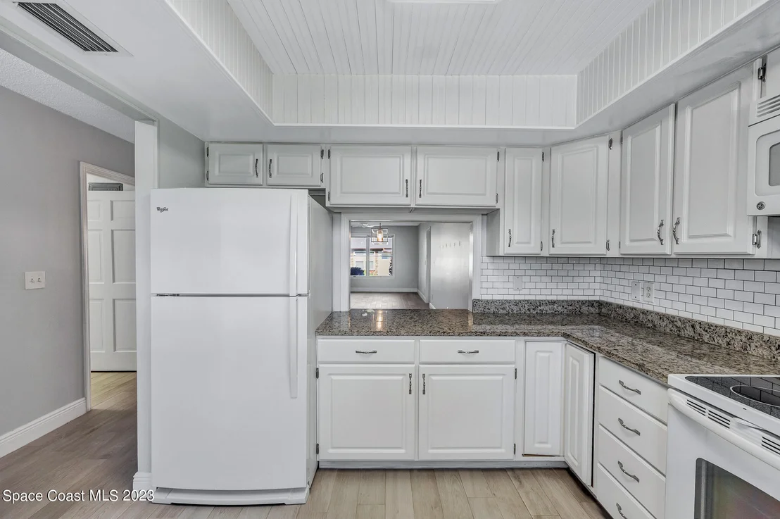 Photo of 224 Chalet Avenue