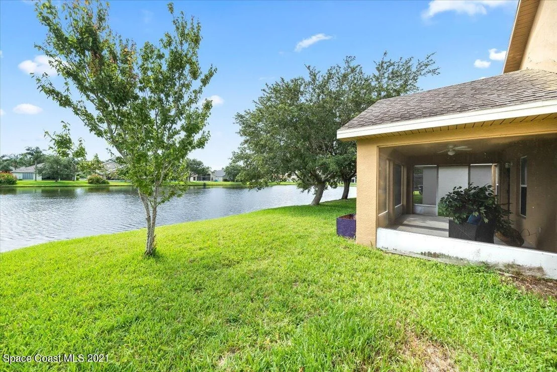 Photo of 1055 Sedgewood Circle