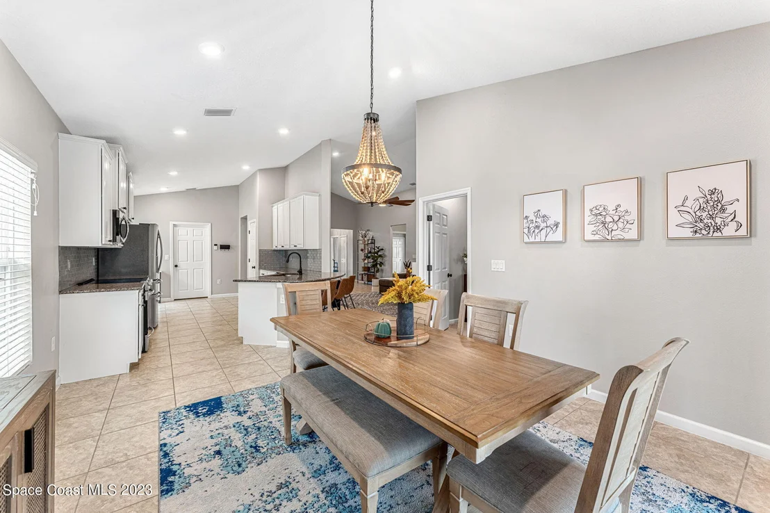 Photo of 912 Peta Way
