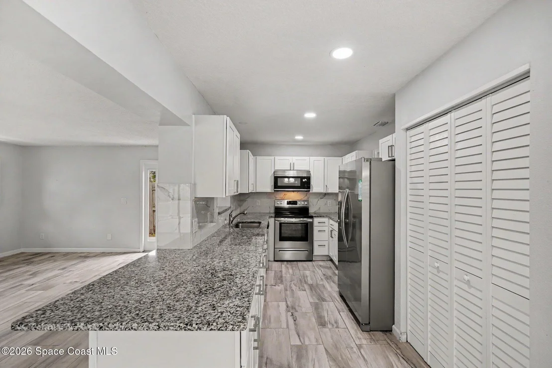 Photo of 780 Mohawk Avenue
