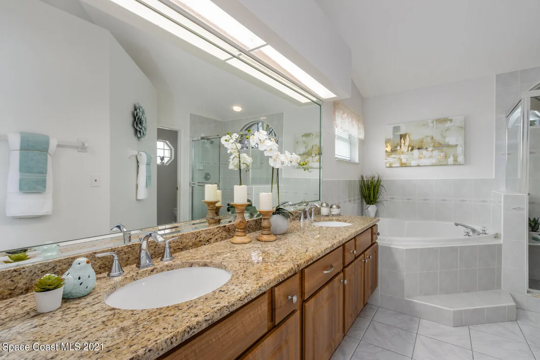 Photo of 461 Kimberly Drive