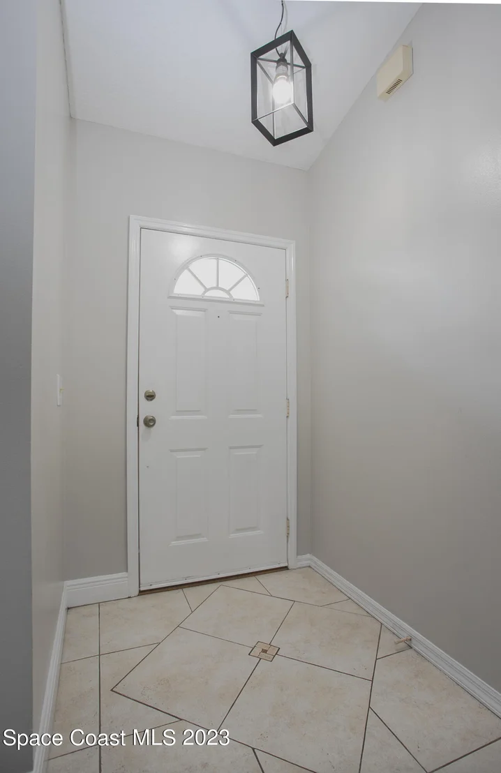 Photo of 1679 Palm Ridge Road
