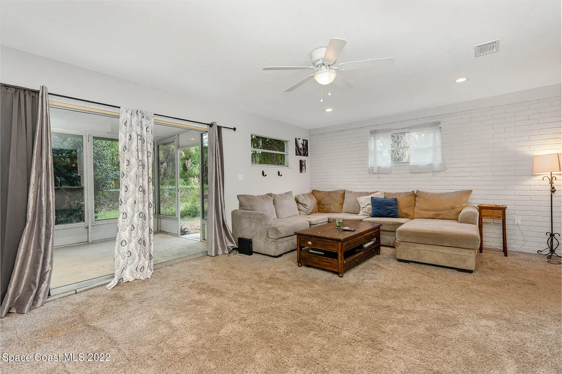 Photo of 1106 Basalona Drive