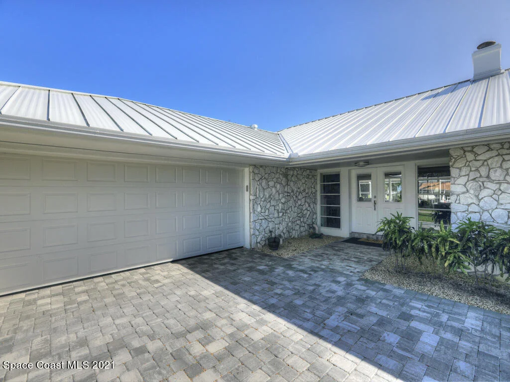 Photo of 3525 Marthas Lane