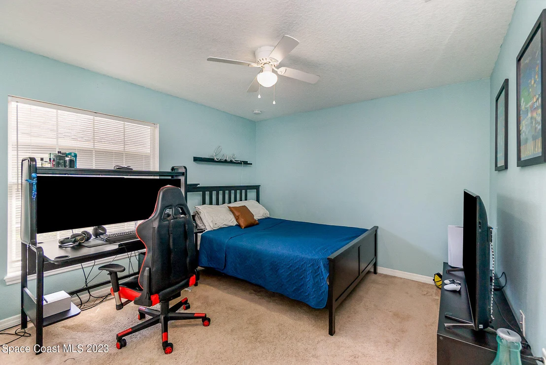 Photo of 11047 Oakshore Lane