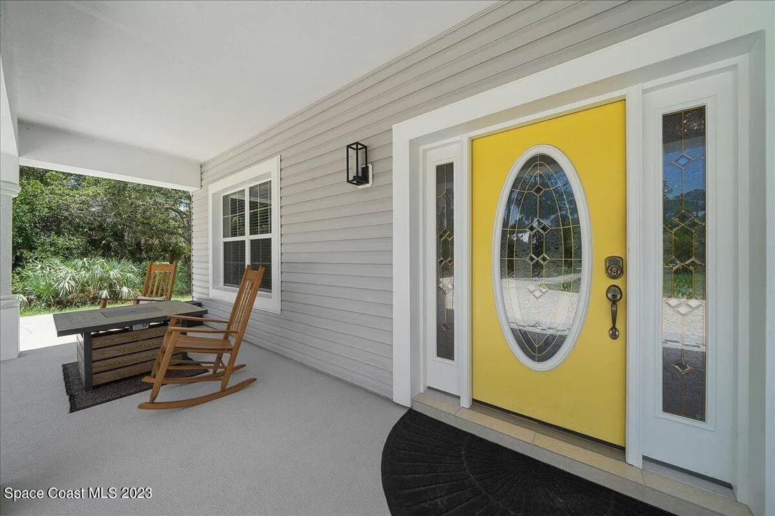 Photo of 3864 Reynolds Road