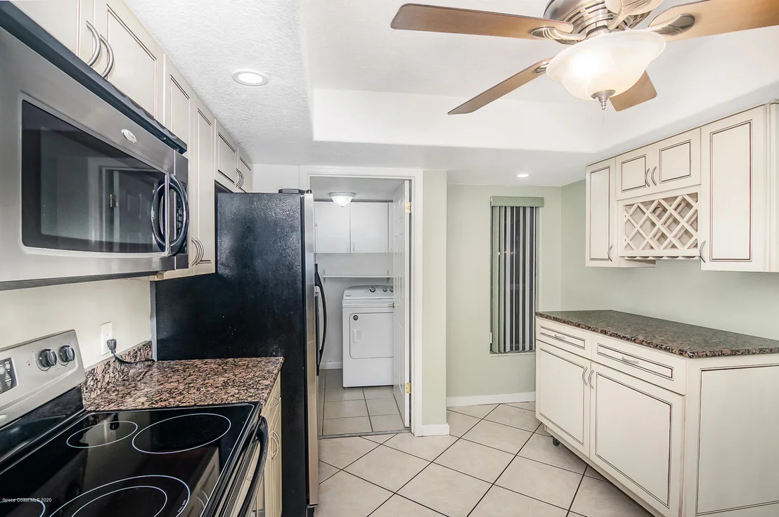 Photo of Unit 111 at 175 Highway A1A