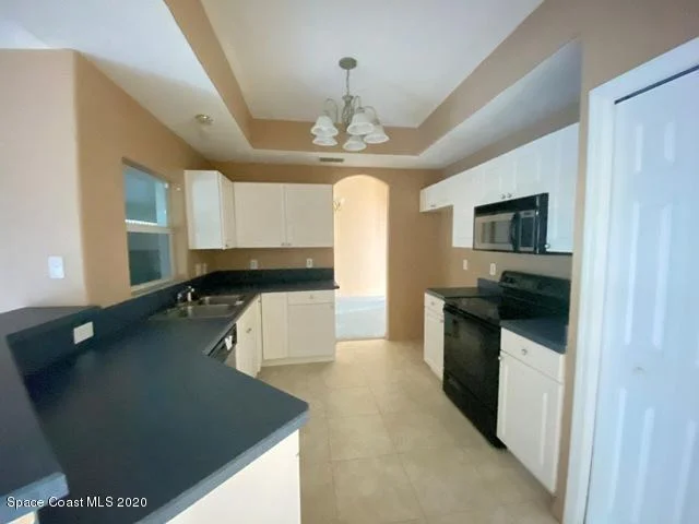 Photo of 1215 Van Tassell NE