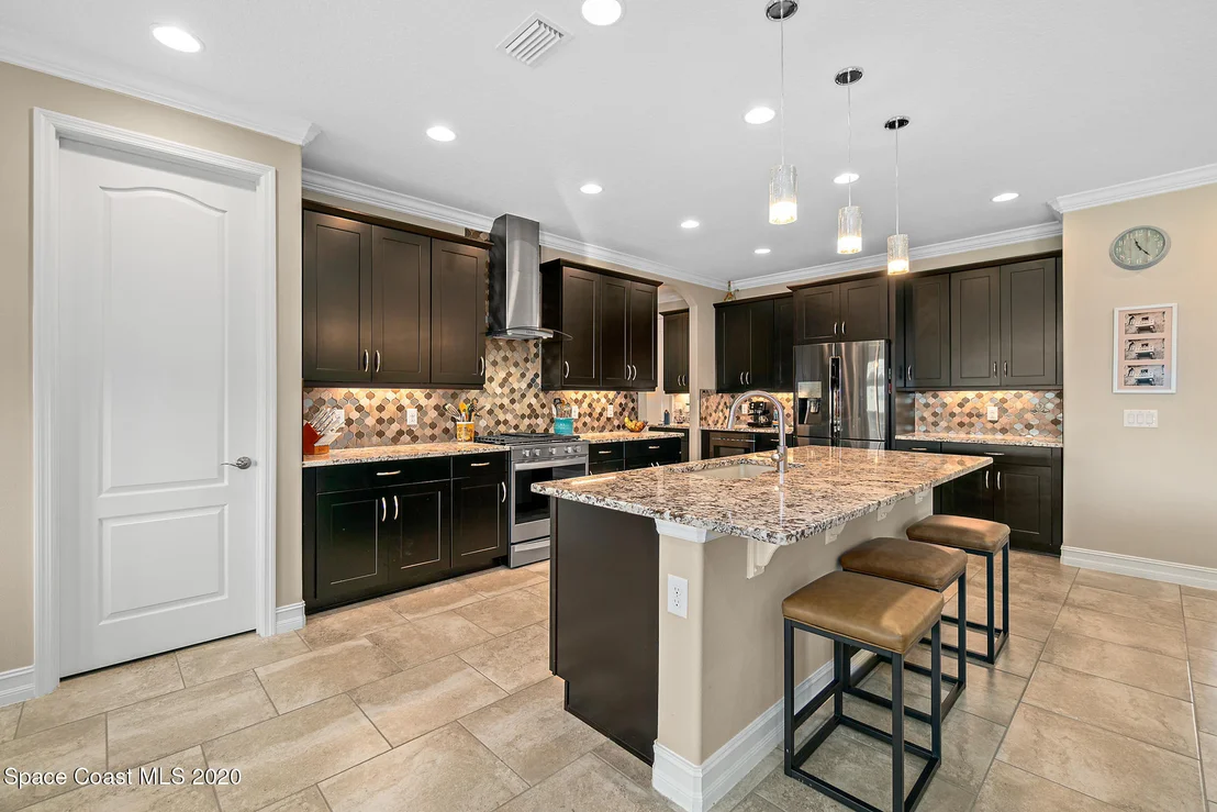 Photo of 7684 Poulicny Lane