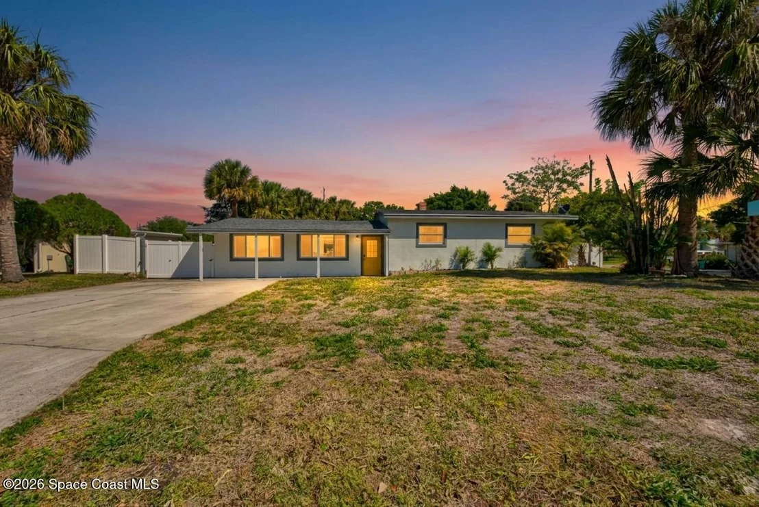 Photo of 452 Alice Drive