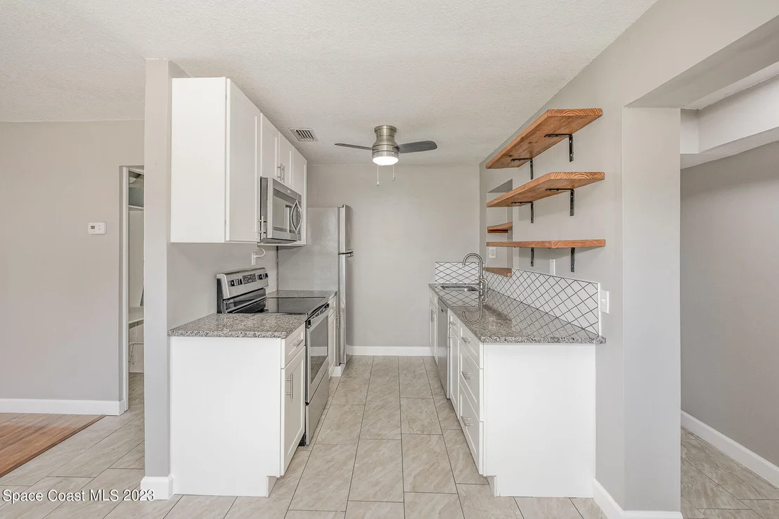 Photo of 2635 Hereford Road