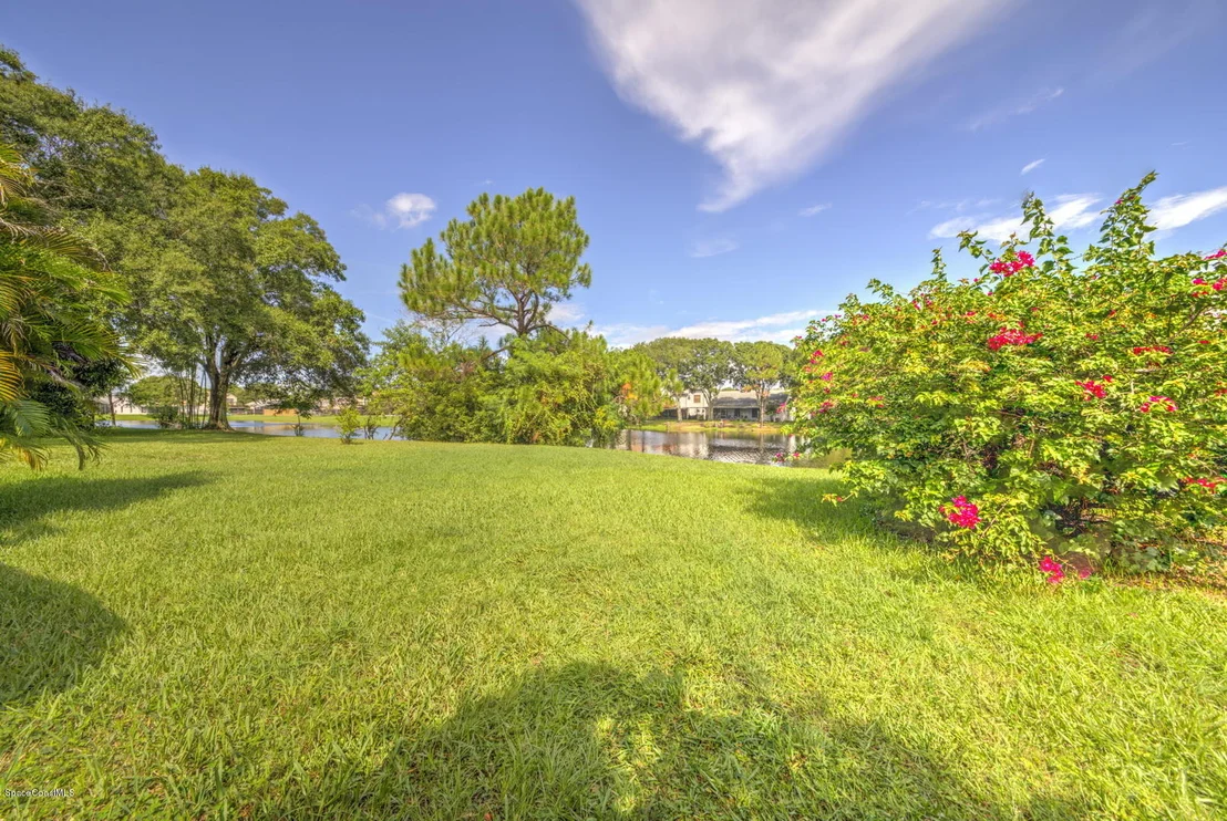 Photo of 1687 Clover Circle