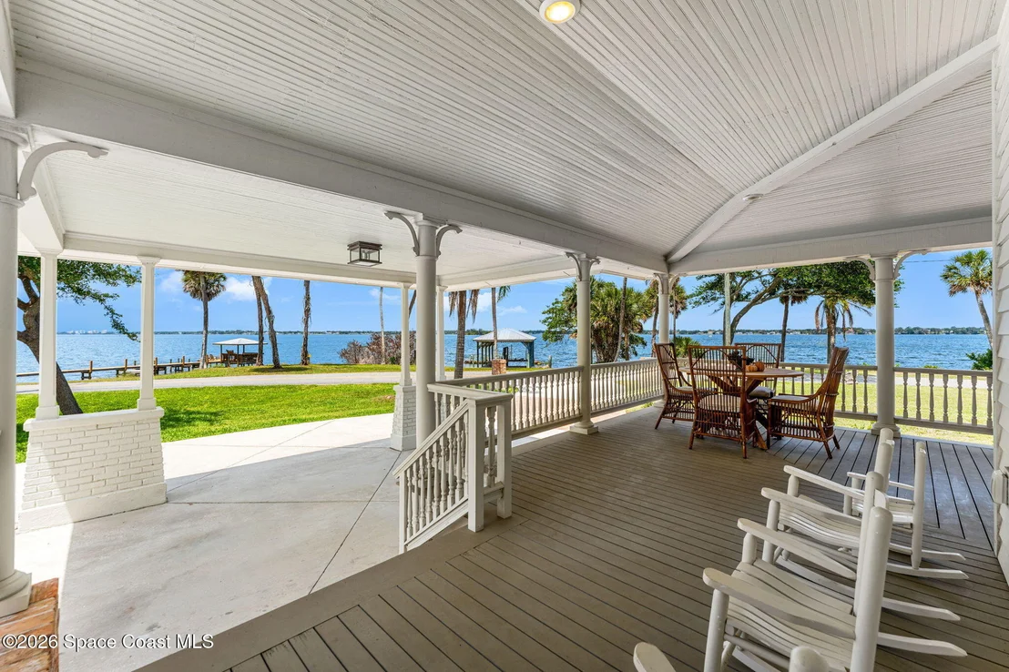 Photo of 1489 Rockledge Drive